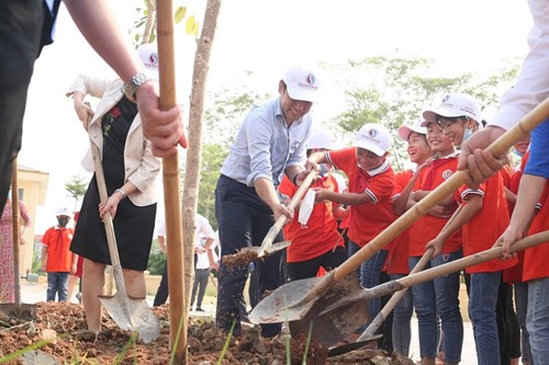 Chương trình “Toyota chung tay xanh hóa học đường” năm 2021