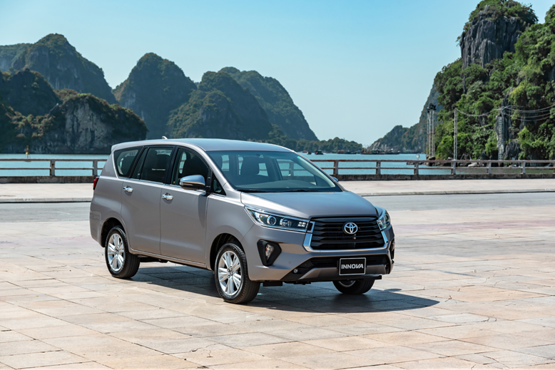 Các loại xe ô tô MPV - Toyota Innova