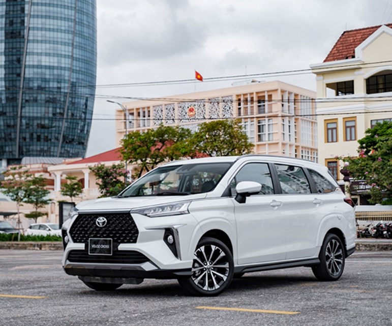 Thiết kế xe Toyota 7 chỗ Veloz Cross